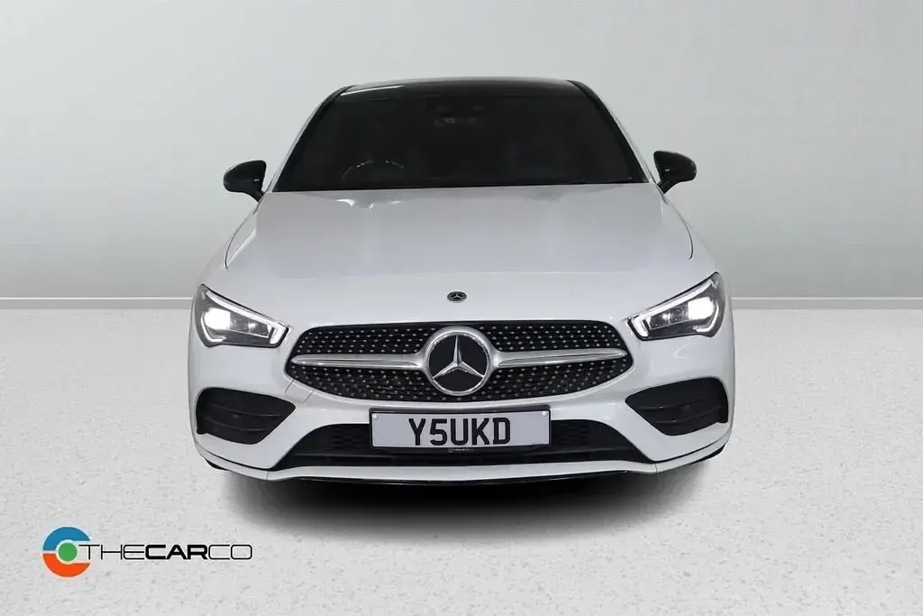 Begagnad Mercedes CLA220 AMG line 2021 Vit Sedan