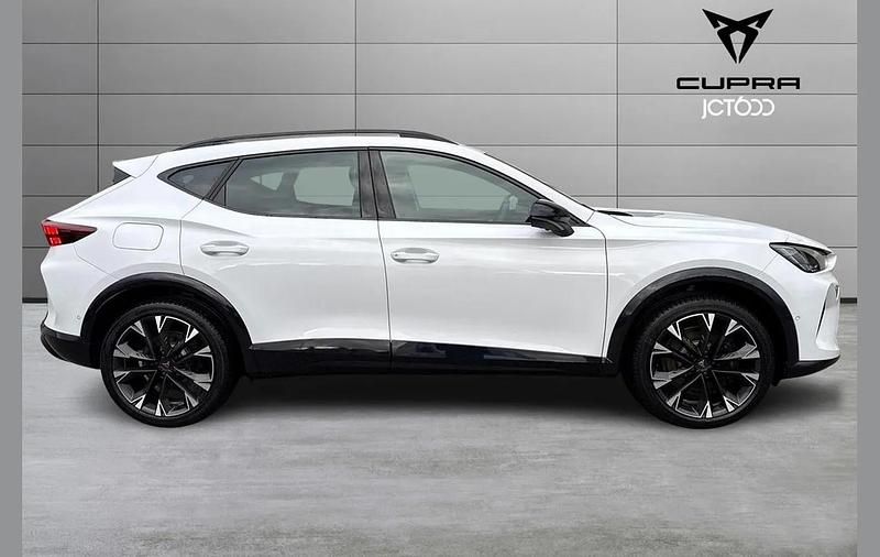 New Cupra Formentor VZ2 267 HP (196 kW) 2025 White SUV