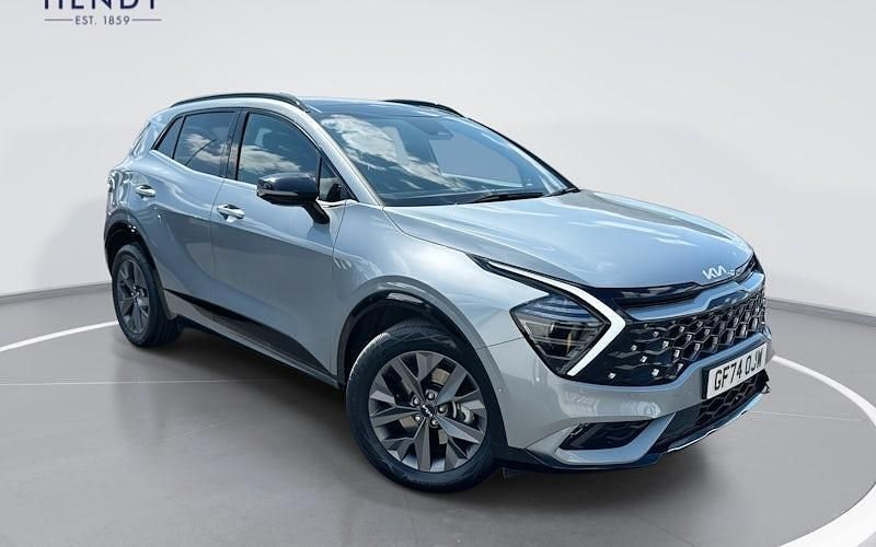 Used 2025 Kia Sportage 2 SUV | £34,999 (Expensive) - Image 1/4
