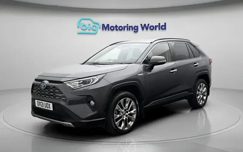 Used Toyota RAV4 218 HP (160 kW) 2025 SUV