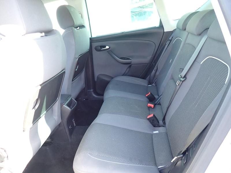 Used Seat Altea XL I-Tech 140 HP (102 kW) 2014 Silver MPV
