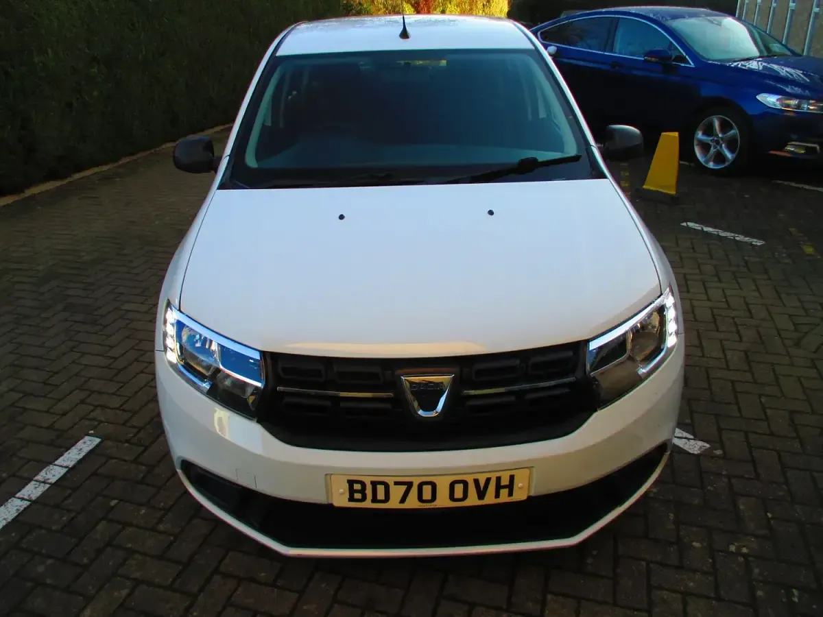 Used Dacia Sandero Essentiel 2020 White Hatchback