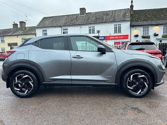 Used Nissan Juke N-Connecta 143 HP (105 kW) 2022 Grey SUV