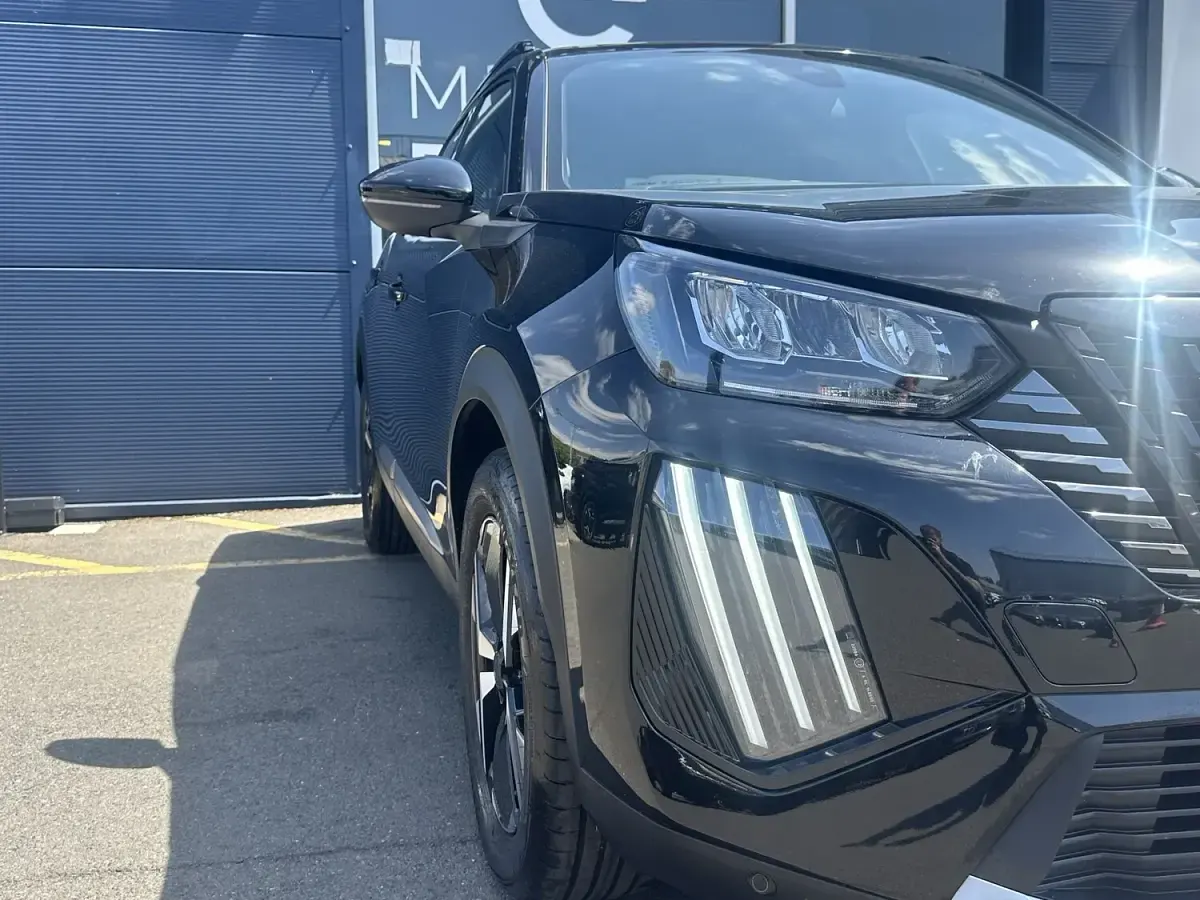 Used Peugeot 2008 Allure 129 HP (94 kW) 2025 Black SUV