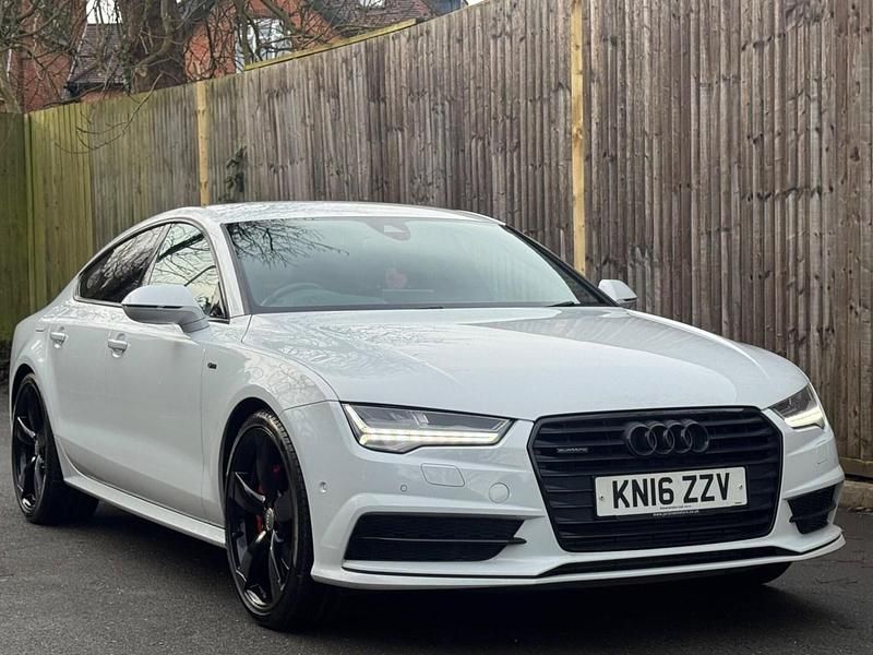 Used Audi A7 Sportback Black Edition 272 HP (200 kW) 2016 White Hatchback