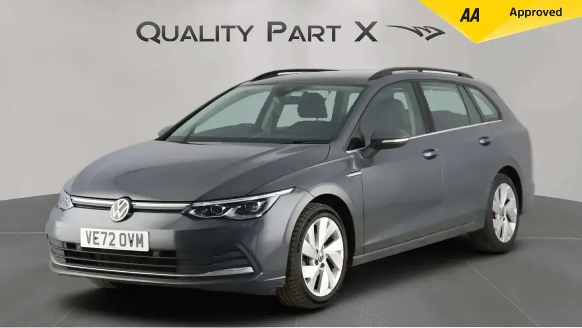 Used VW Golf VIII Style 150 HP (110 kW) 2023 Grey Estate
