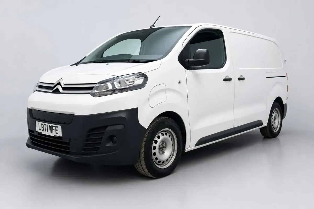 Used Citroën Dispatch 75 kW (102 HP) 2021 White MPV