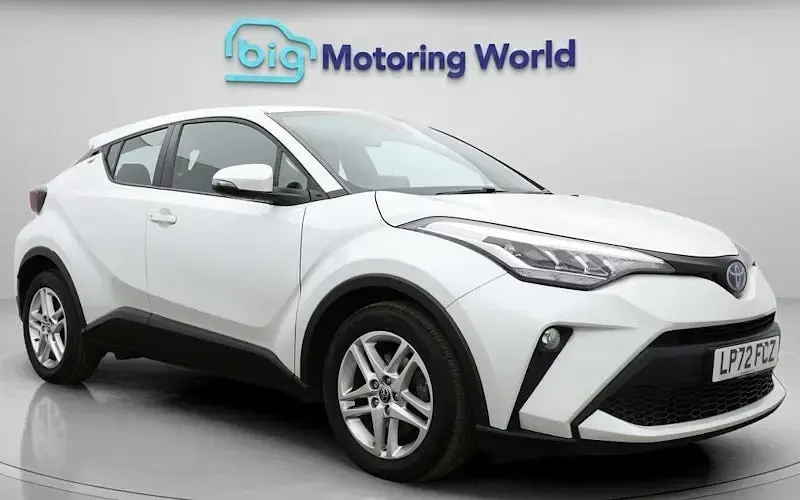 Second-hand Toyota C-HR 122 CP (89 kW) 2023 SUV