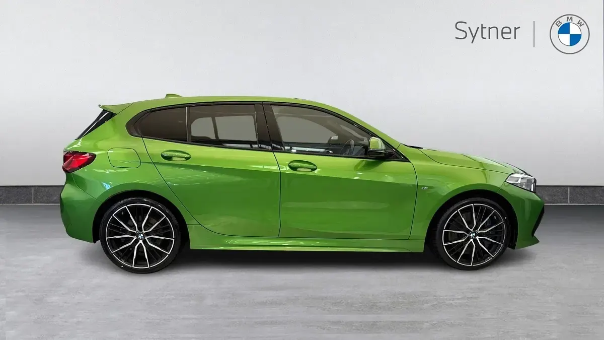 Used BMW 118 M Sport 136 HP (100 kW) 2022 Green Hatchback