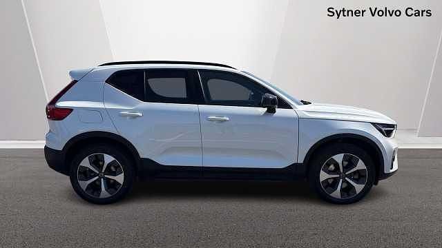 Usado Volvo XC40 Ultimate 194 HP (142 kW) 2023 Branco SUV