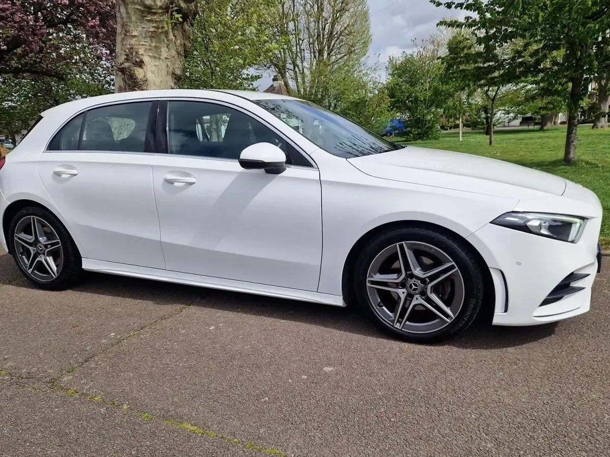 Używany Mercedes A200 Executive 2018 Biały Hatchback