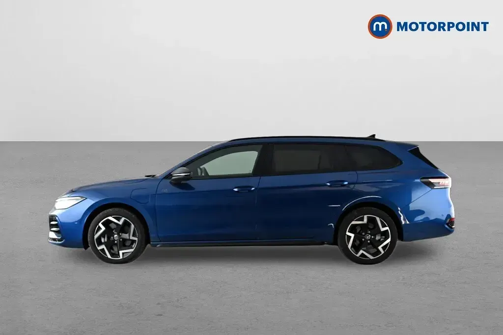 Used VW Passat R-line 2025 Blue Estate