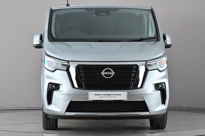 New Nissan Primastar Tekna 150 HP (110 kW) 2025 Grey MPV