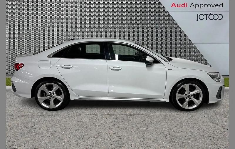 Used Audi A3 S-Line 147 HP (108 kW) 2023 White Sedan