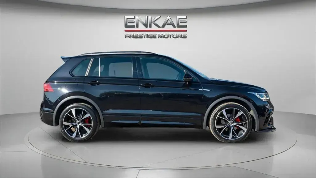 Used VW Tiguan R-line 150 HP (110 kW) 2023 Black SUV
