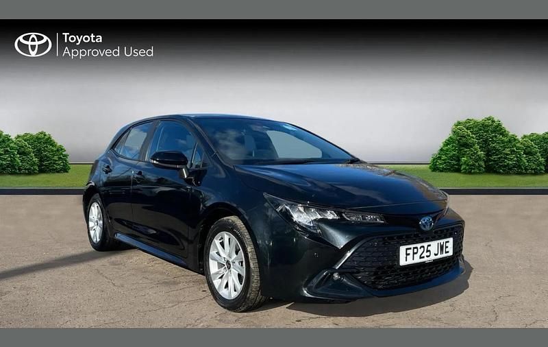 Used Toyota Corolla 138 HP (101 kW) 2025 Black Hatchback
