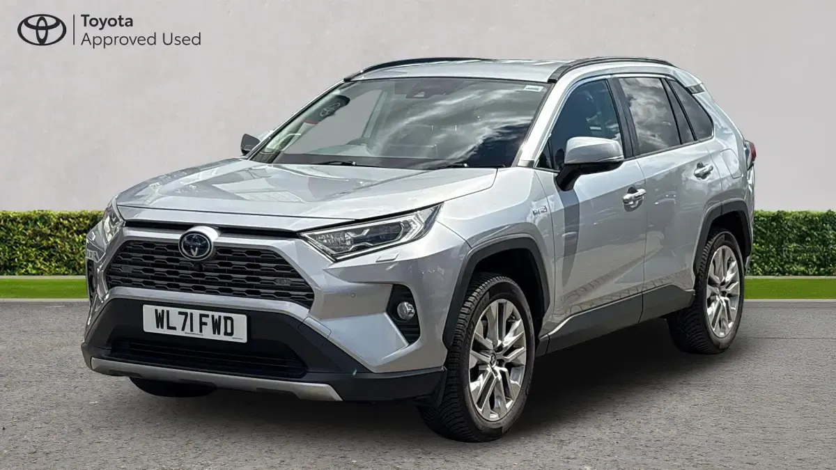 Used Toyota RAV4 Hybrid 218 HP (160 kW) 2022 Silver blade SUV