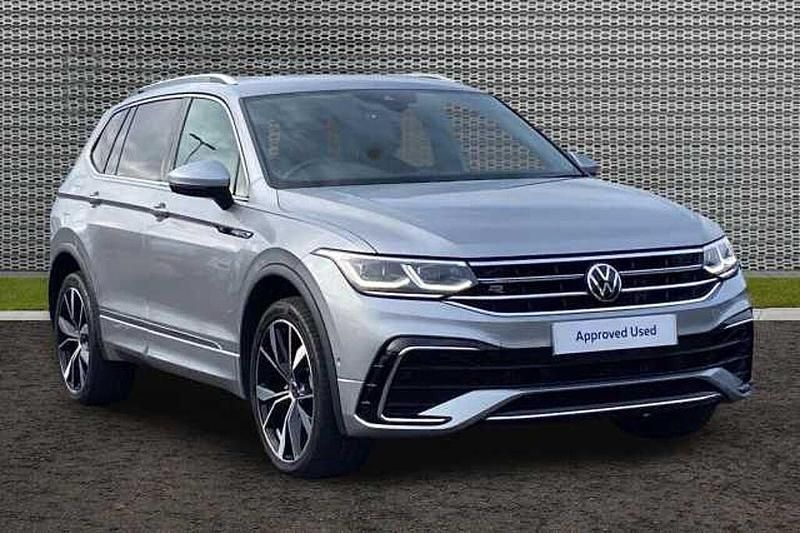 Used 2023 VW Tiguan Allspace SUV | £30,568 (A bit pricey) - Image 1/4