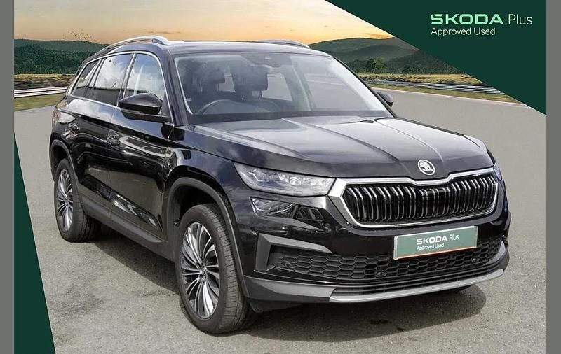 Black magic pearl effect Used 2023 Skoda Kodiaq SE L Executive SUV | £26,995 (Fair price) - Image 1/4