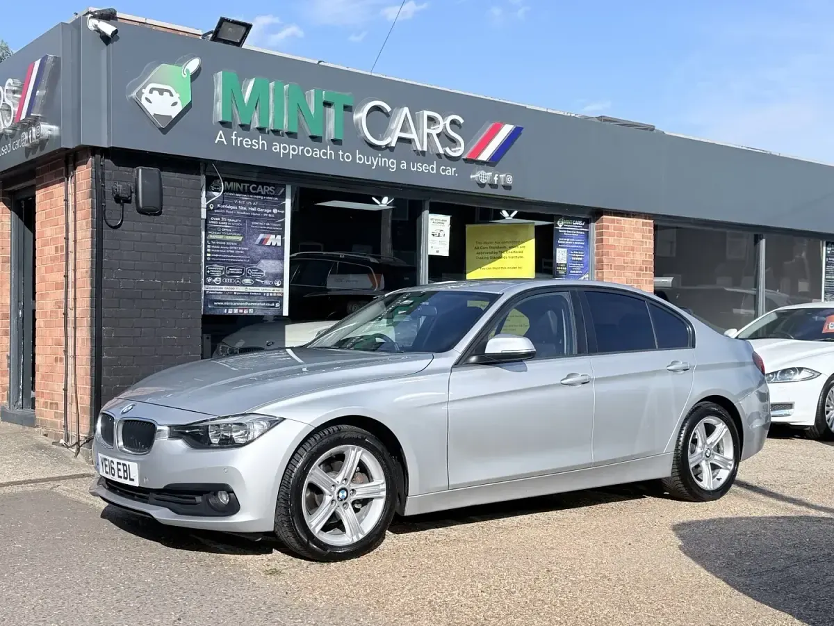 Used BMW 318 Comfort Edition 150 HP (110 kW) 2016 Silver Sedan