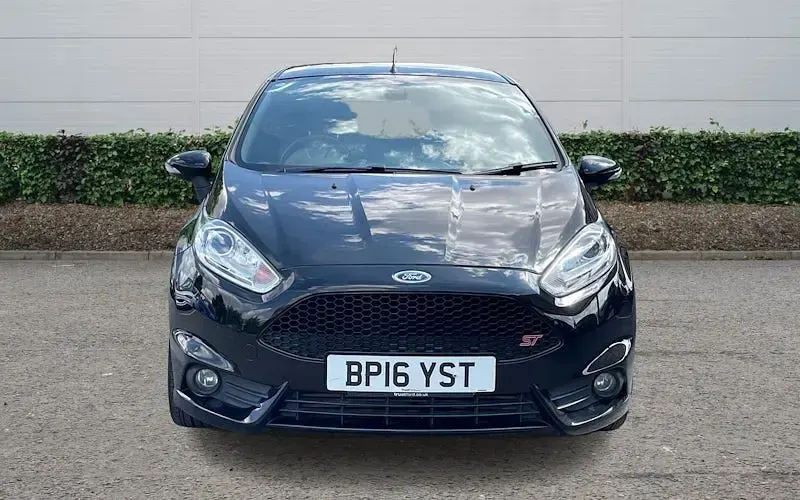 Used Ford Fiesta ST 182 HP (133 kW) 2016 Black Hatchback