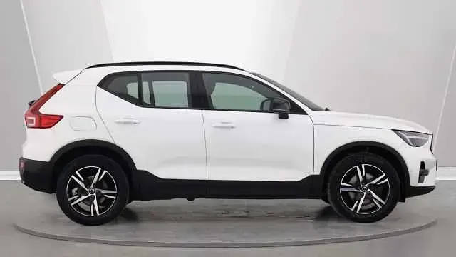 Second-hand Volvo XC40 Plus 163 CP (119 kW) 2024 SUV