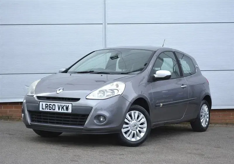 Second-hand Renault Clio II 75 CP (55 kW) 2010 Gri Hatchback