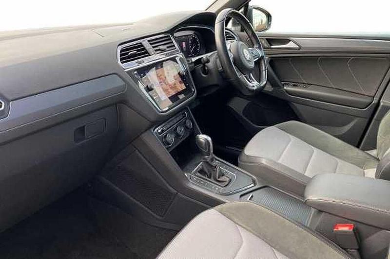 Used VW Tiguan R-line 150 HP (110 kW) 2018 Black SUV