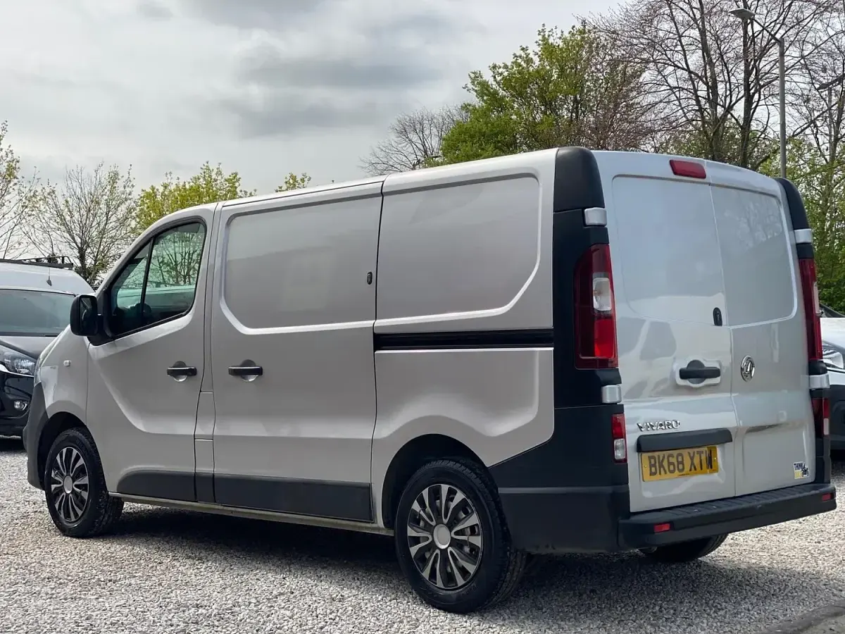 Used Vauxhall Vivaro S 2018 Silver