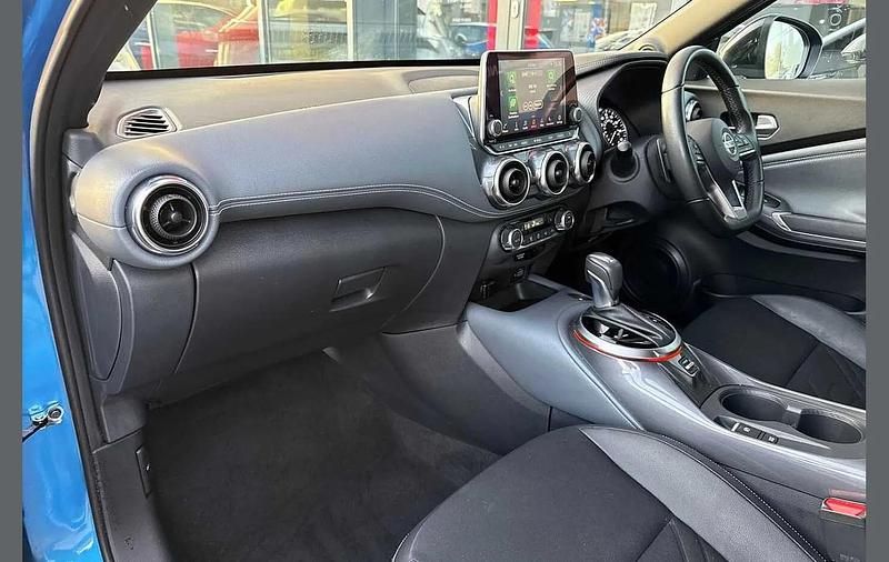 Used Nissan Juke Tekna 112 HP (82 kW) 2021 Blue SUV