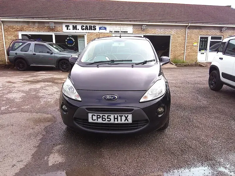 Used Ford Ka Zetec 69 HP (50 kW) 2015 Black Hatchback