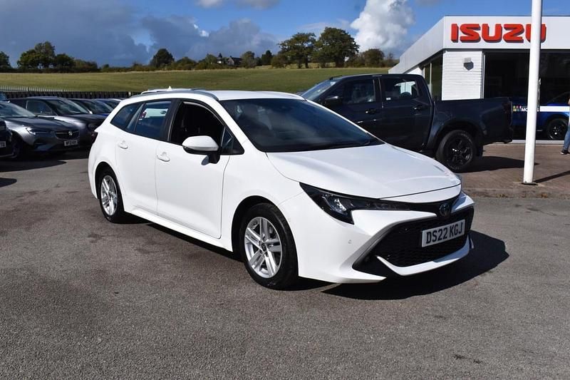 White Used 2022 Toyota Corolla Estate | £16,982 (Fair price) - Image 1/3