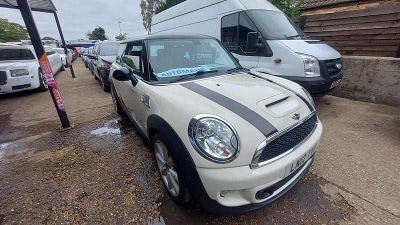 White Used 2012 Mini Cooper SD Hatch Hatchback | £2,490 (Fair price) - Image 1/4