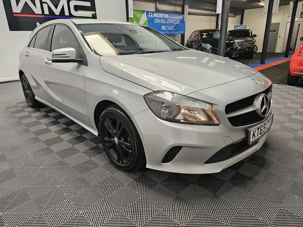 Used Mercedes A180 SE 109 HP (80 kW) 2016 Silver Hatchback