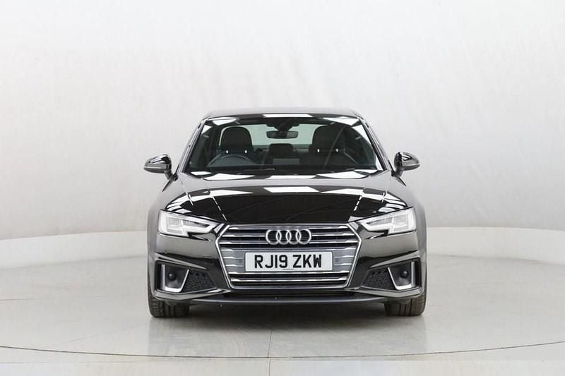 Used Audi A4 S-Line 190 HP (139 kW) 2019 Black Sedan