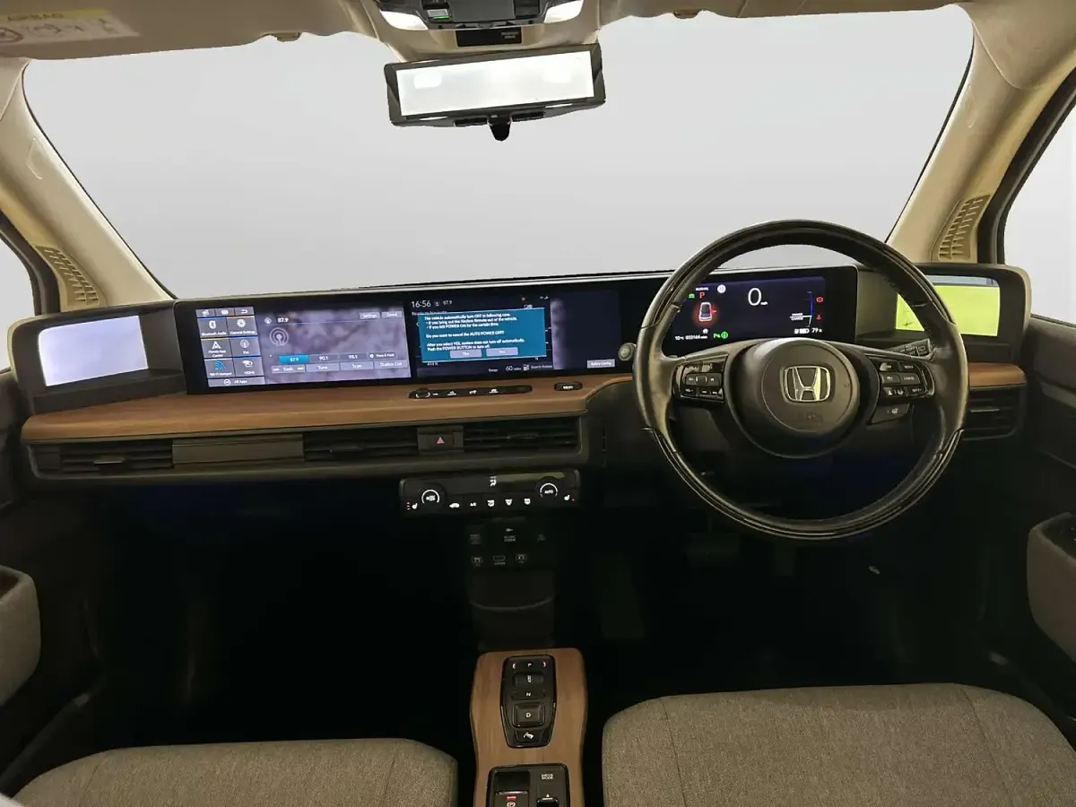 Used Honda e Advance 113 kW (154 HP) 2020 Yellow Hatchback