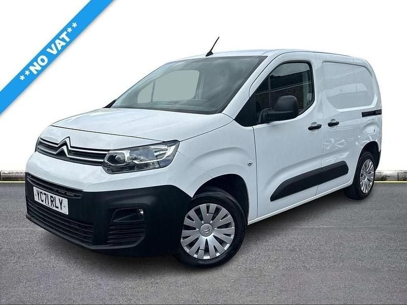 White Used 2021 Citroën Berlingo MPV | £7,996 (Good price) - Image 1/3