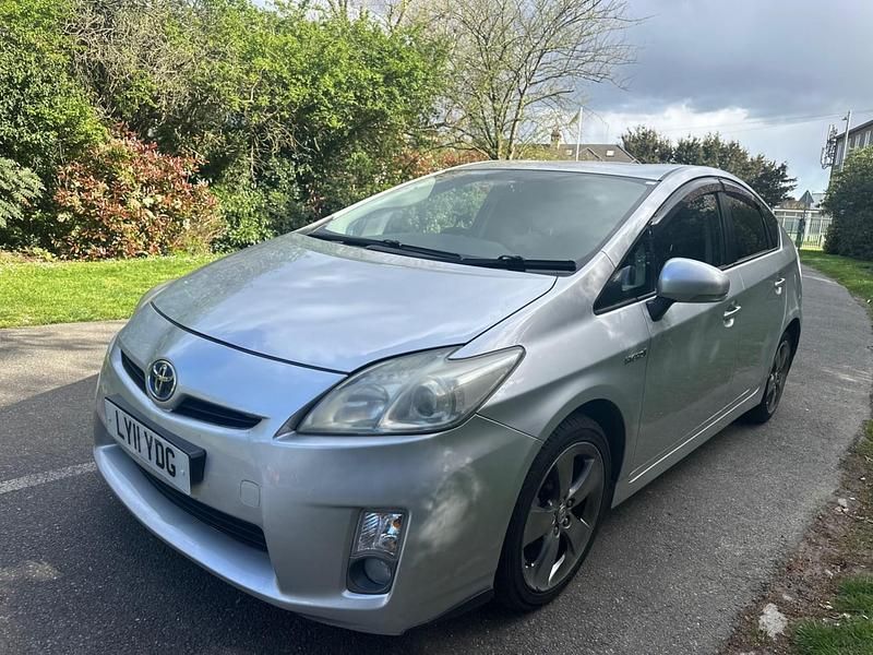 Used Toyota Prius T4 2015 Silver Hatchback