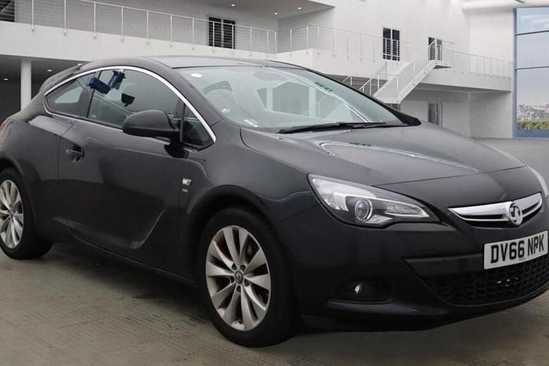 Used 2016 Vauxhall Astra GTC SRi Coupe | £5,750 (Fair price) - Image 1/1