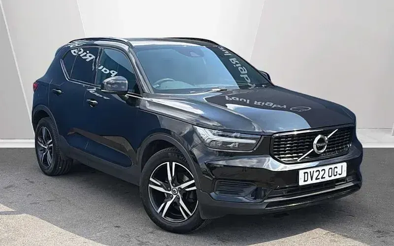 Usado Volvo XC40 R-Design 163 HP (119 kW) 2021 SUV