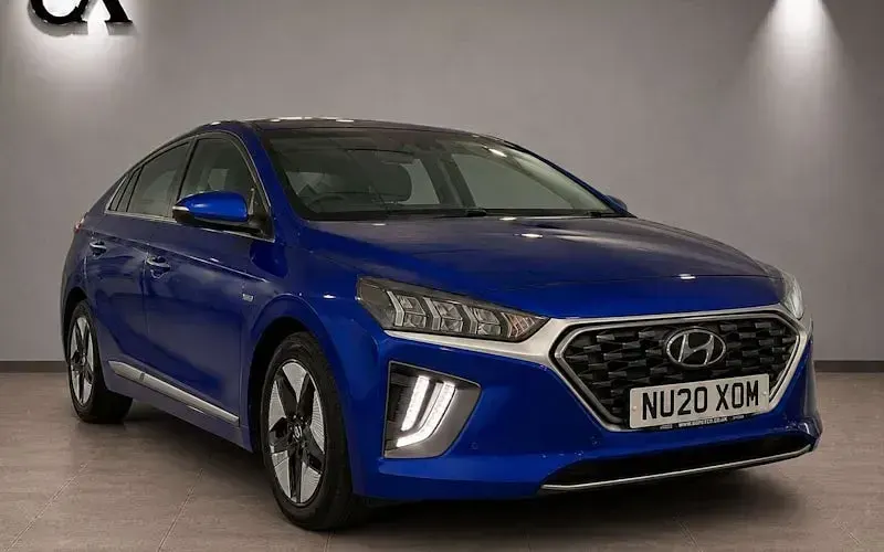 Used Hyundai Ioniq Premium SE 141 HP (103 kW) 2020 Hatchback