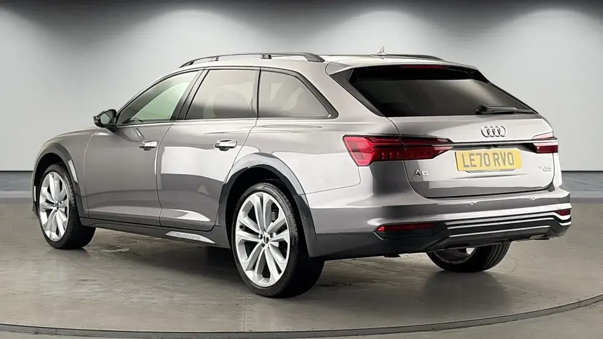 Used Audi A6 Allroad Comfort 340 HP (250 kW) 2020 Typhoon gray metallic/typhoon gray metallic Estate