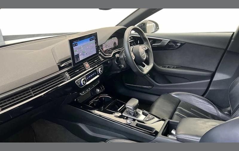 Used Audi A5 Sportback Black Edition 200 HP (147 kW) 2022 Grey Hatchback