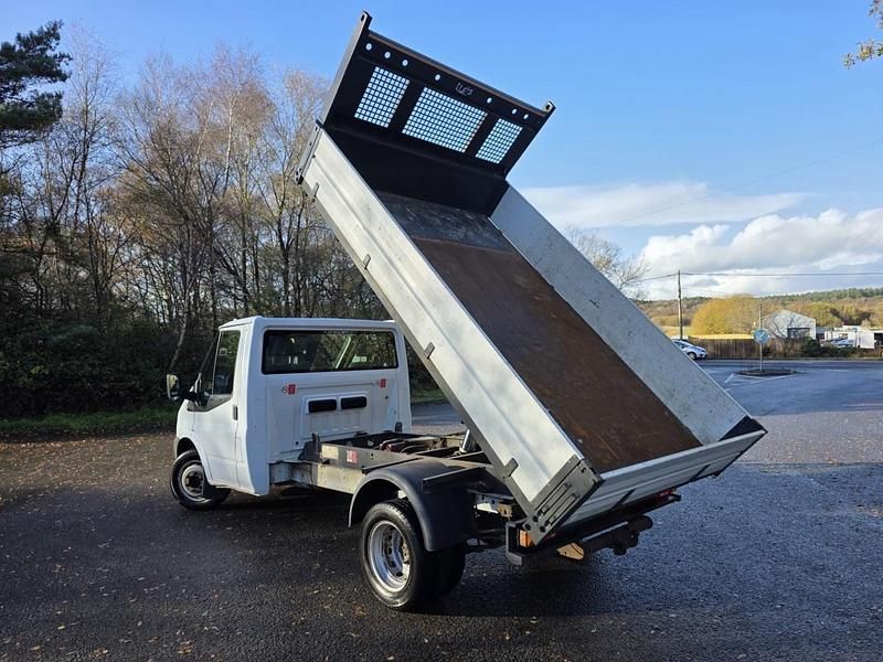 Used Ford Transit 125 HP (91 kW) 2012 White Cabriolet