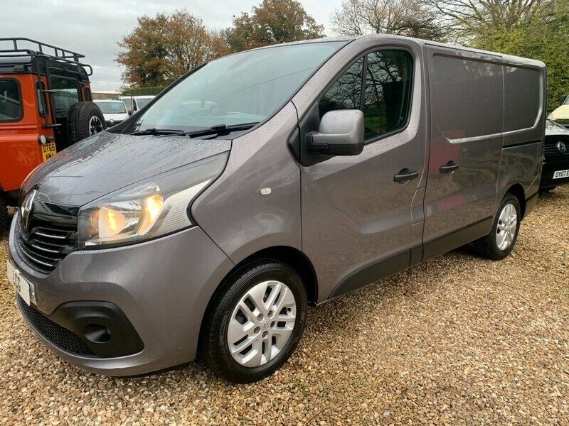 Grey Used 2019 Renault Trafic Van | £9,495 (Fair price) - Image 1/4