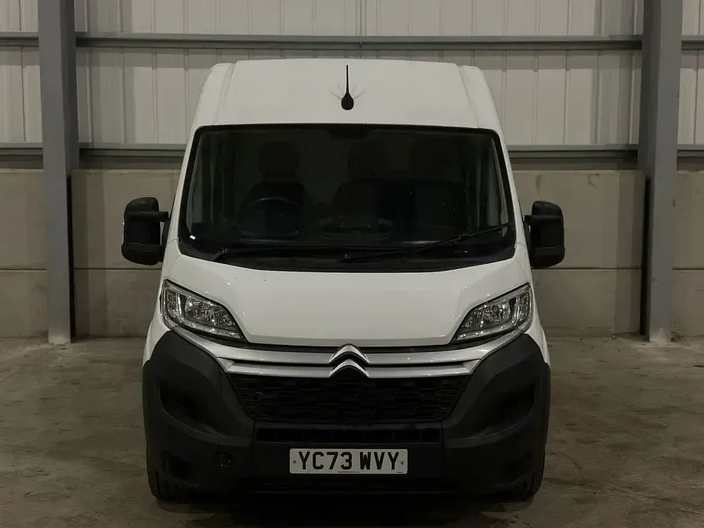 Used Citroën Relay 140 HP (102 kW) 2023 White Van
