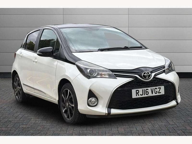 Other Used 2016 Toyota Yaris Design Hatchback | £7,795 (Fair price) - Image 1/4