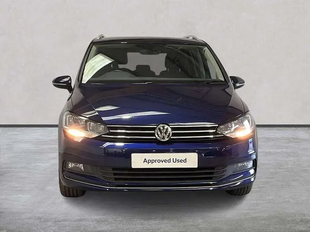 Used VW Touran SEL 150 HP (110 kW) 2019 Blue MPV