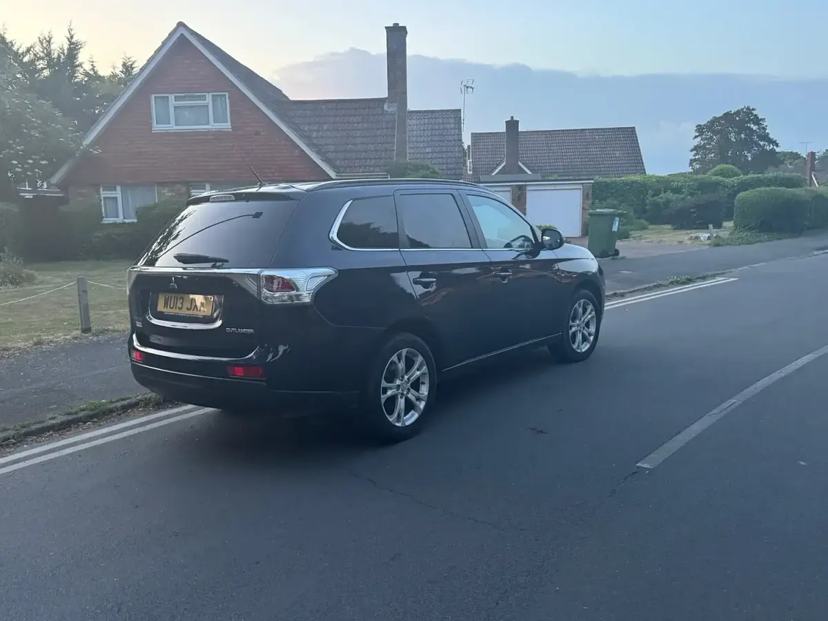 Used Mitsubishi Outlander 2013 Blue SUV