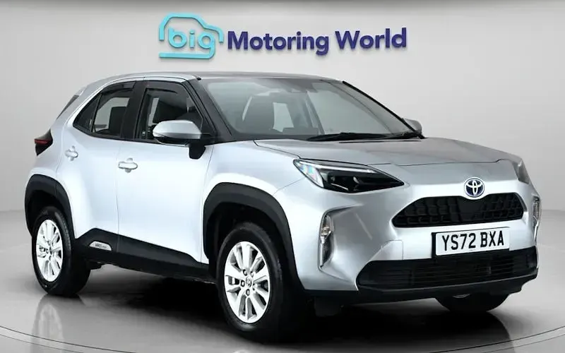 Used Toyota Yaris Hybrid 116 HP (85 kW) 2026 Estate
